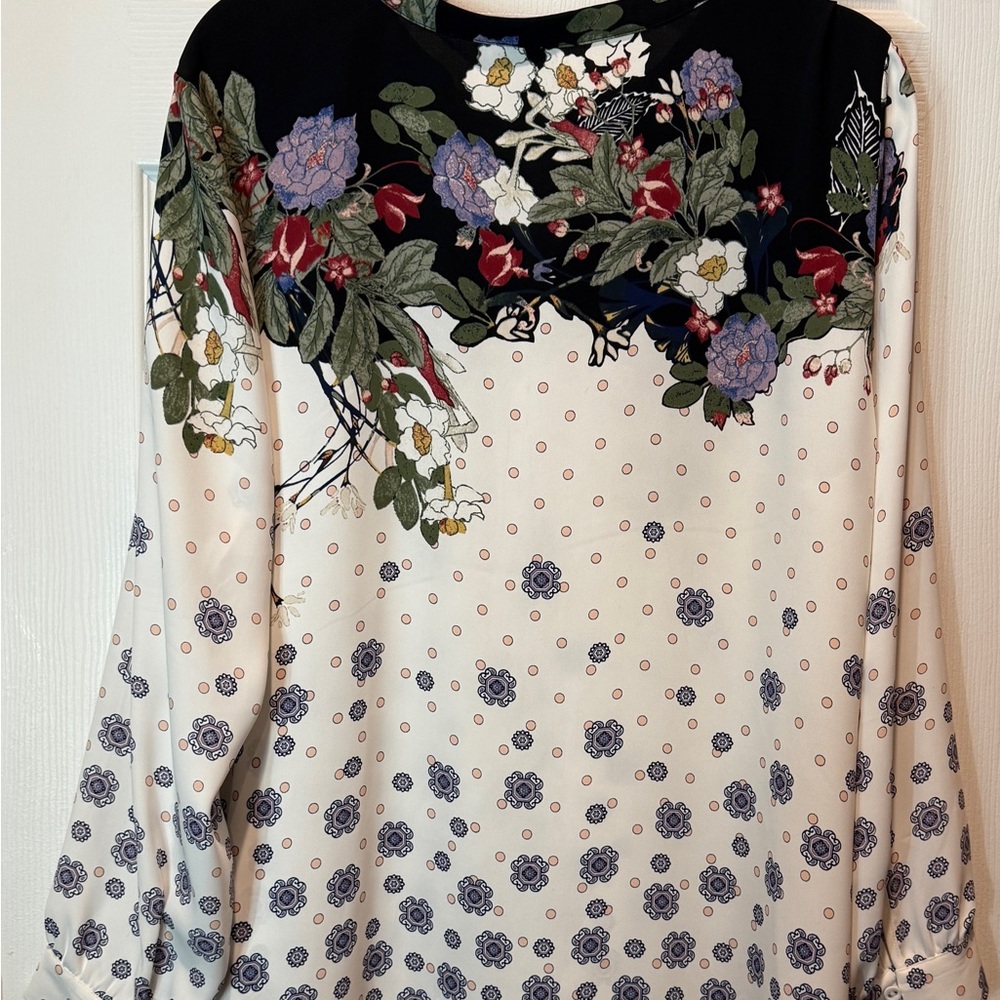 Chico's Black and Cream Floral Blouse Sz 3 (16-18)